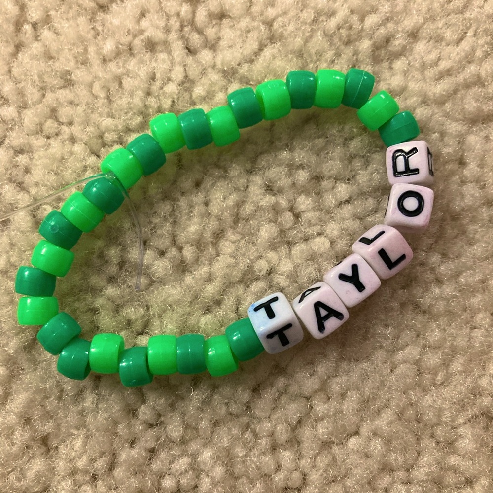 Taylor Swift Friendship Bracelet Packs!